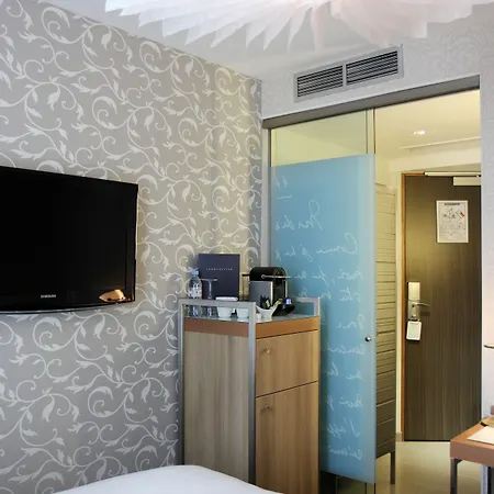 Litteraire Le Swann, Bw Premier Collection Hotel 4*