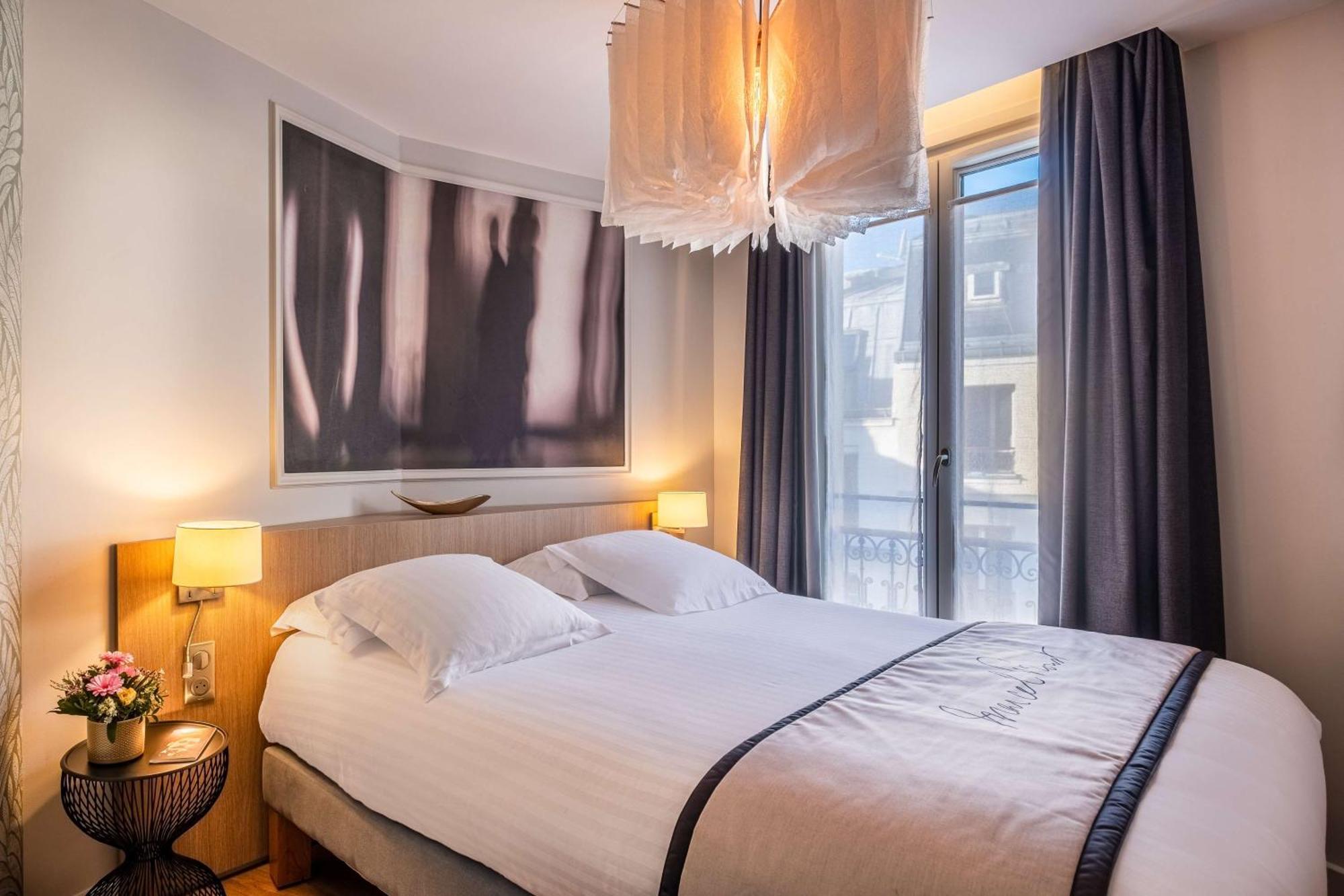 Litteraire Le Swann, Bw Premier Collection Hotel