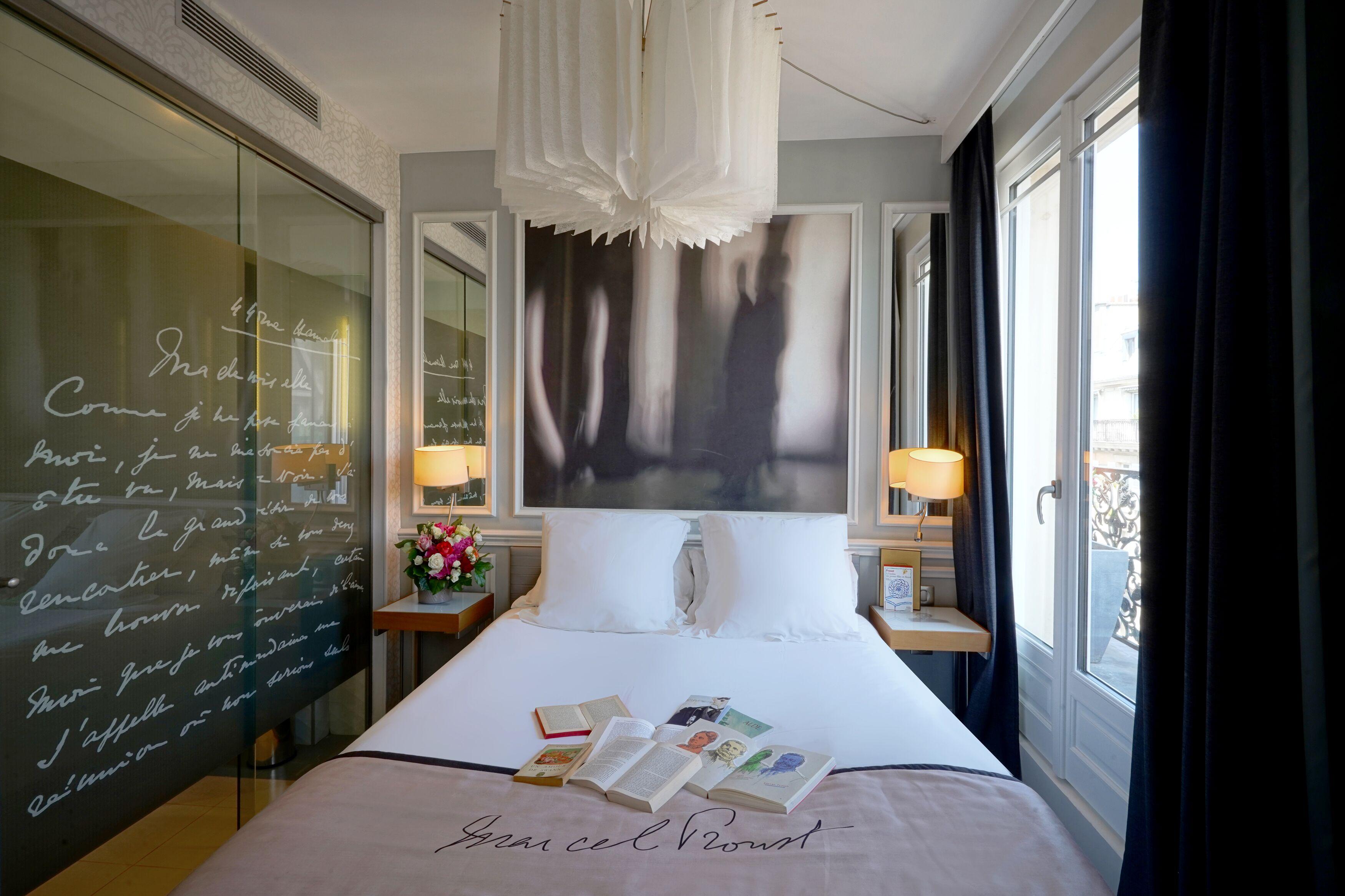 Litteraire Le Swann, Bw Premier Collection Hotel 4*