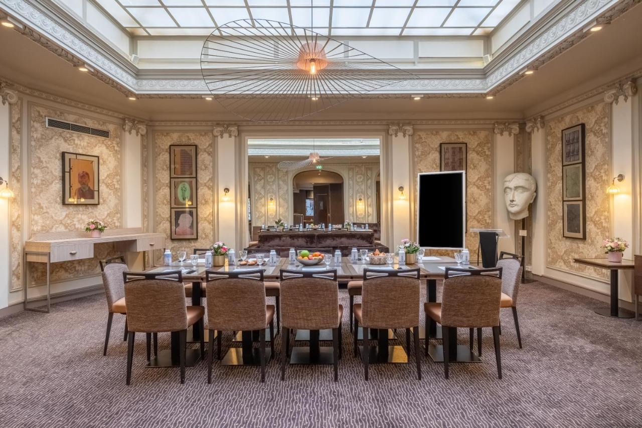 Litteraire Le Swann, Bw Premier Collection Hotel