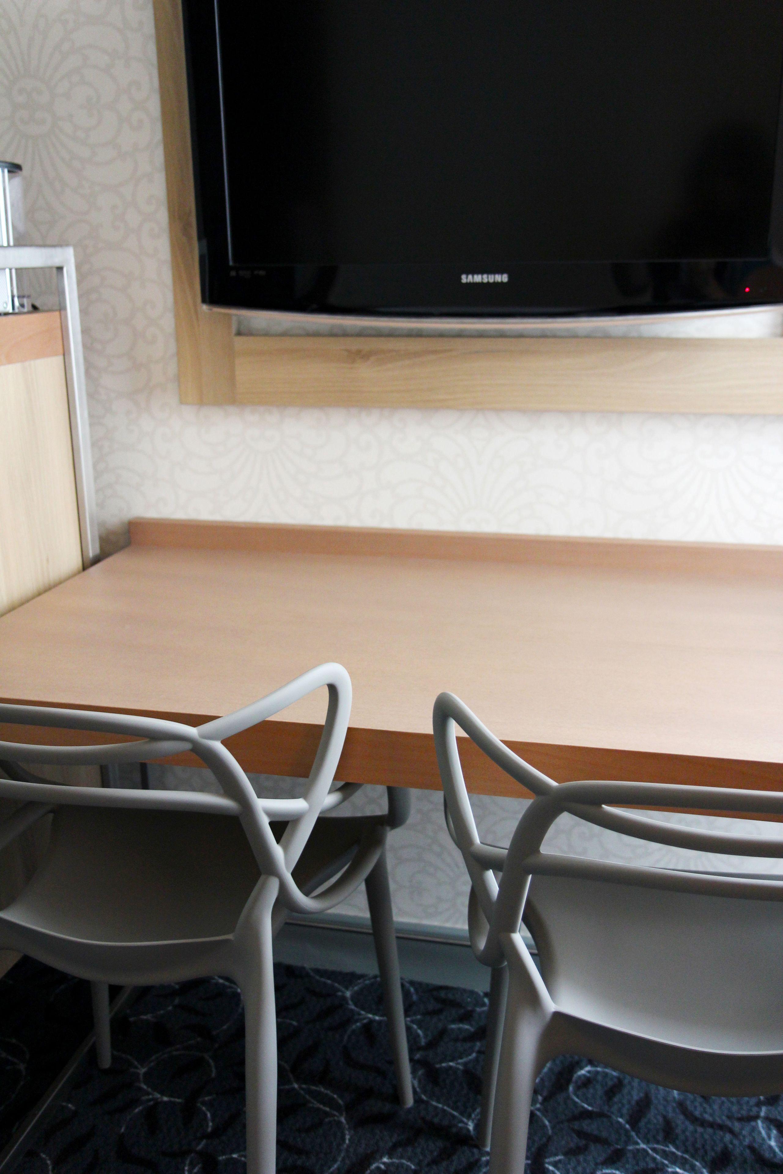 Litteraire Le Swann, Bw Premier Collection